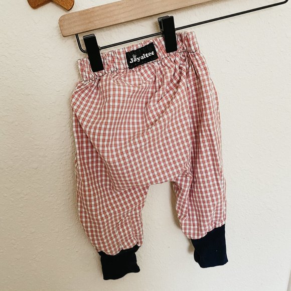 Joyaltee Red Checkered Pants Size 6-9 Months - Picture 3 of 5